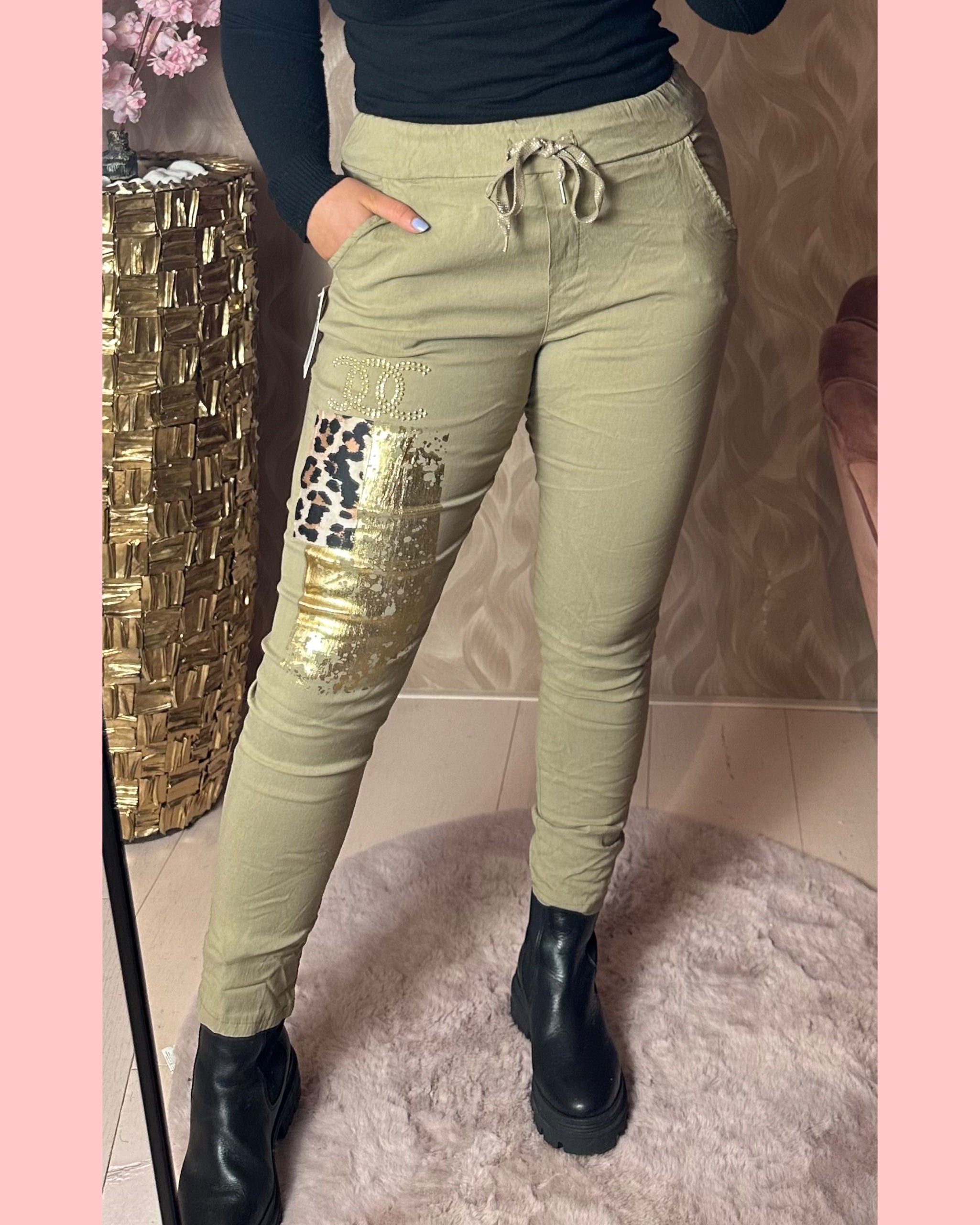 INSPIRED BY ••• JOG BROEK KHAKI ••• AANBIEDING