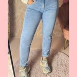 • GOODIE SKINNY LIGHT DENIM • DJ2808 • AANBIEDING