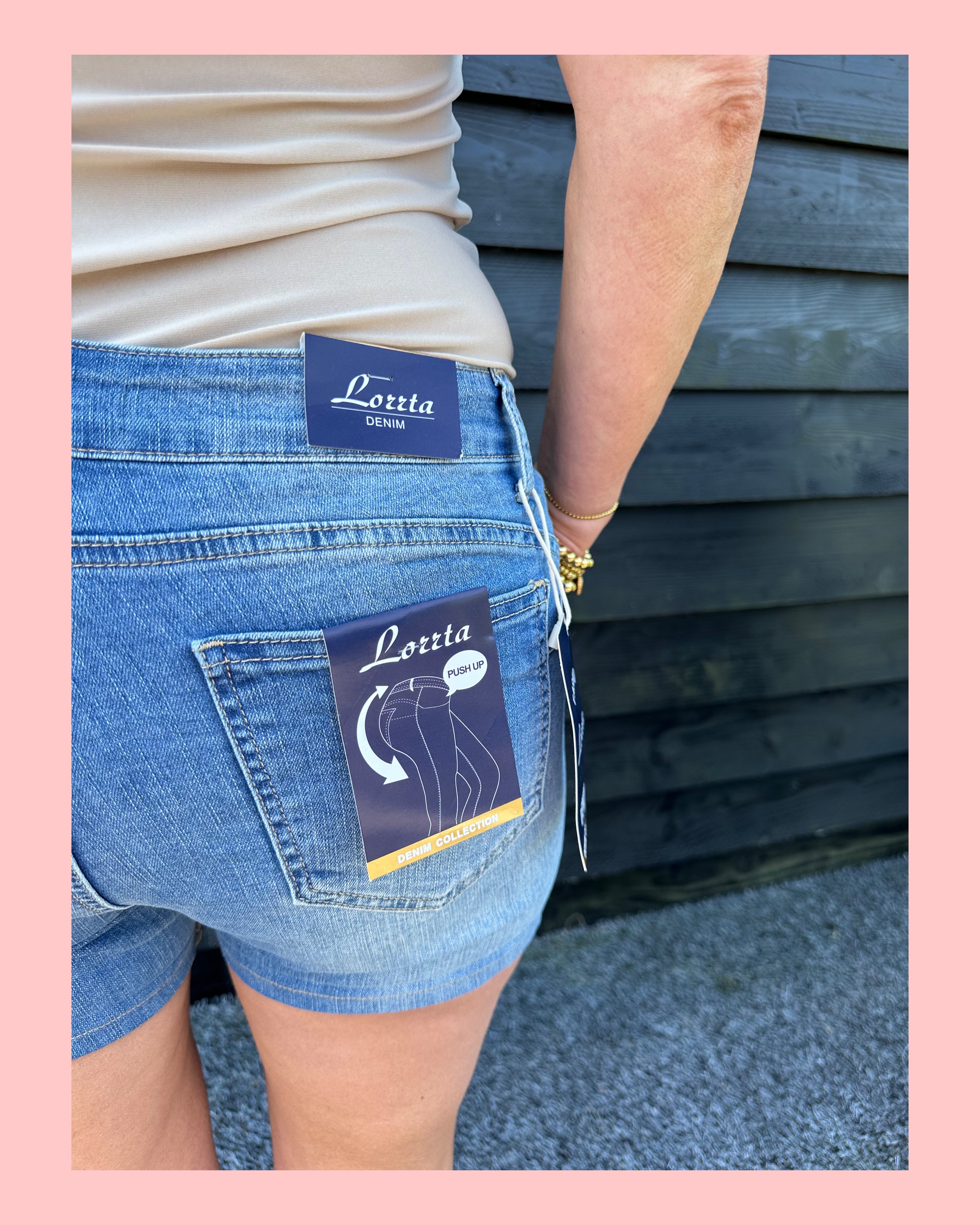 LORRTA JEANS SHORT • AANBIEDING