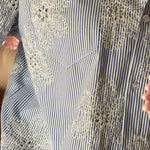 STREEP • BRODERIE • BLOEM • BLOUSE