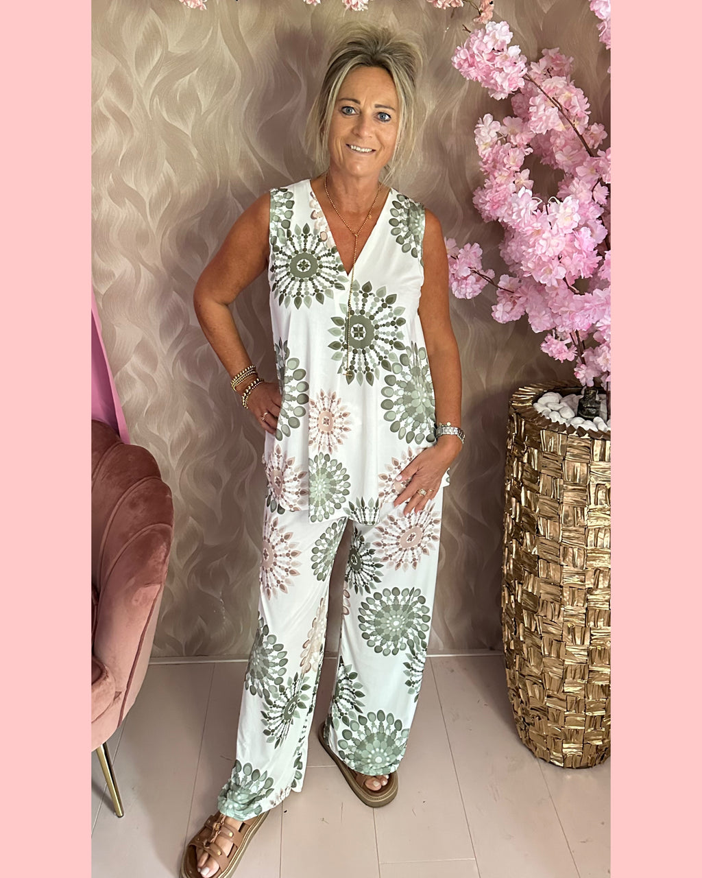 TRAVEL PAK •• HEMDJE •• 1 •• AANBIEDING
