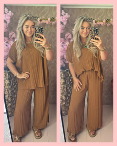 PLISSE PAK •• CAMEL •• 𝐀𝐀𝐍𝐁𝐈𝐄𝐃𝐈𝐍𝐆