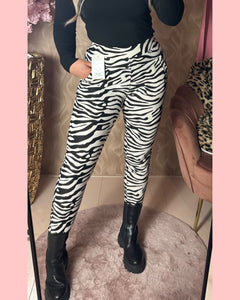 ANGELINA •• ZEBRA •• R216BM •• AANBIEDING