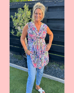 KNOT DETAIL TRAVEL TOP NR 5 • AANBIEDING