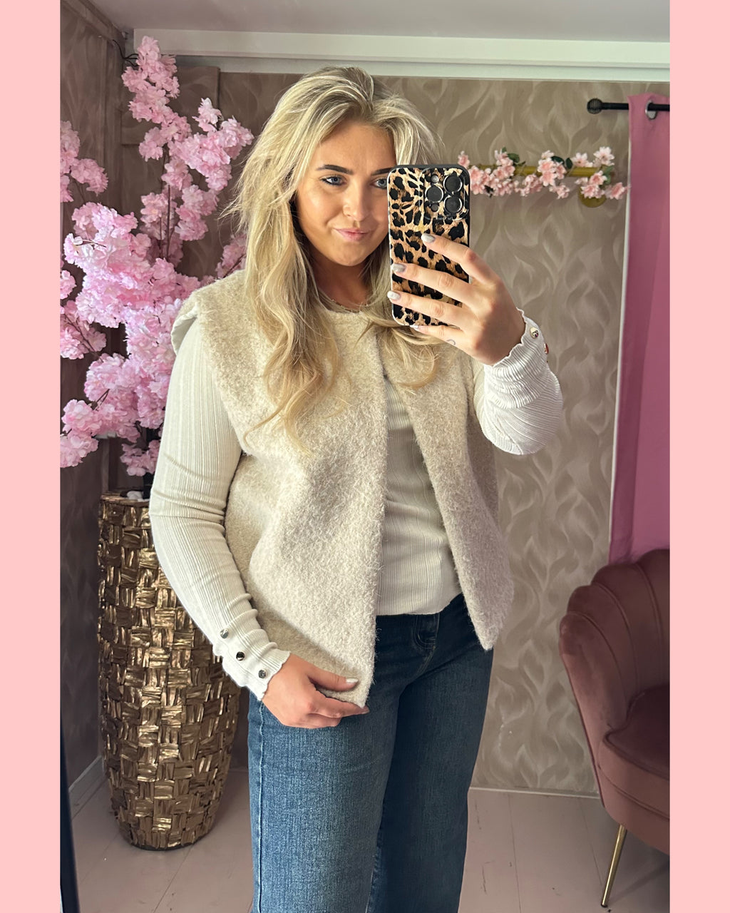 FURRY GILET BEIGE • AANBIEDING