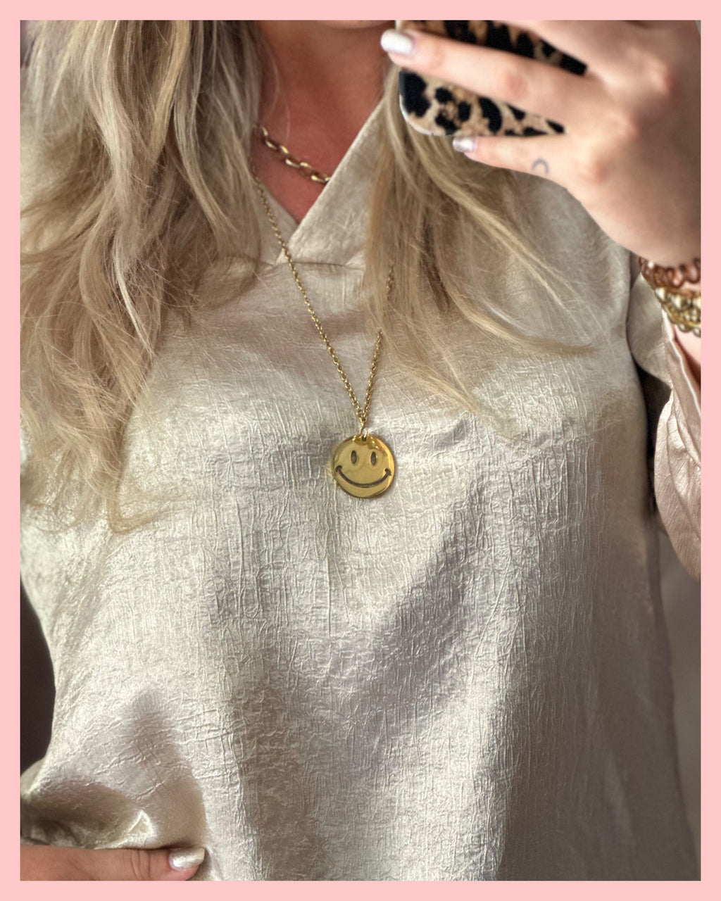 • HANDMADE • LANGE SMILEY KETTING • STAINLESS STEEL • GOUD