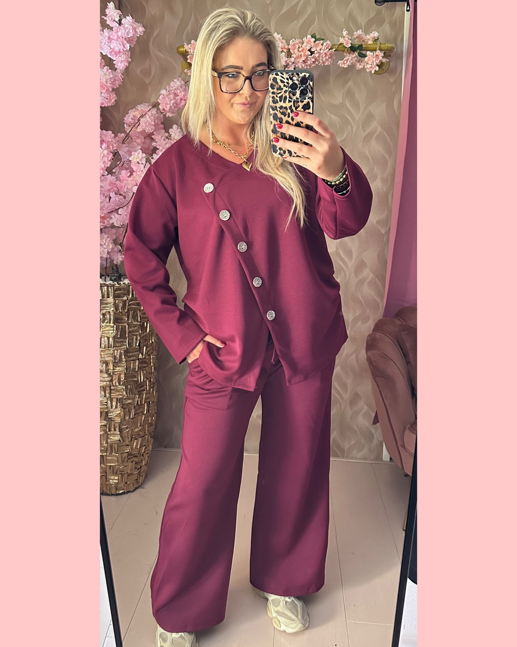 ASYMMETRISCH • JOGGING SET • BORDEAUX • 𝐀𝐀𝐍𝐁𝐈𝐄𝐃𝐈𝐍𝐆