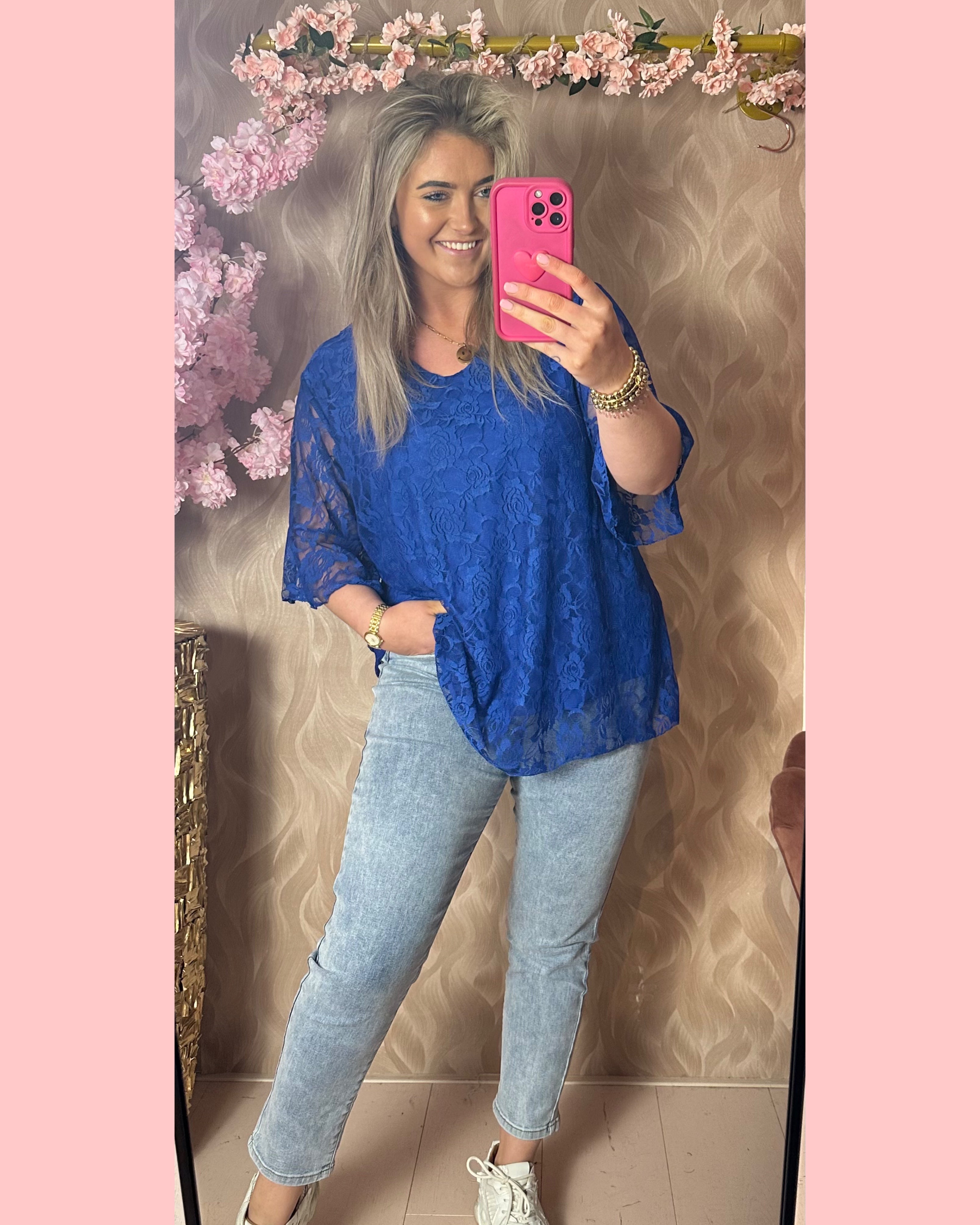 KANTEN BLOUSE COBALT “𝐊𝐍𝐀𝐋𝐋𝐄𝐑” AANBIEDING