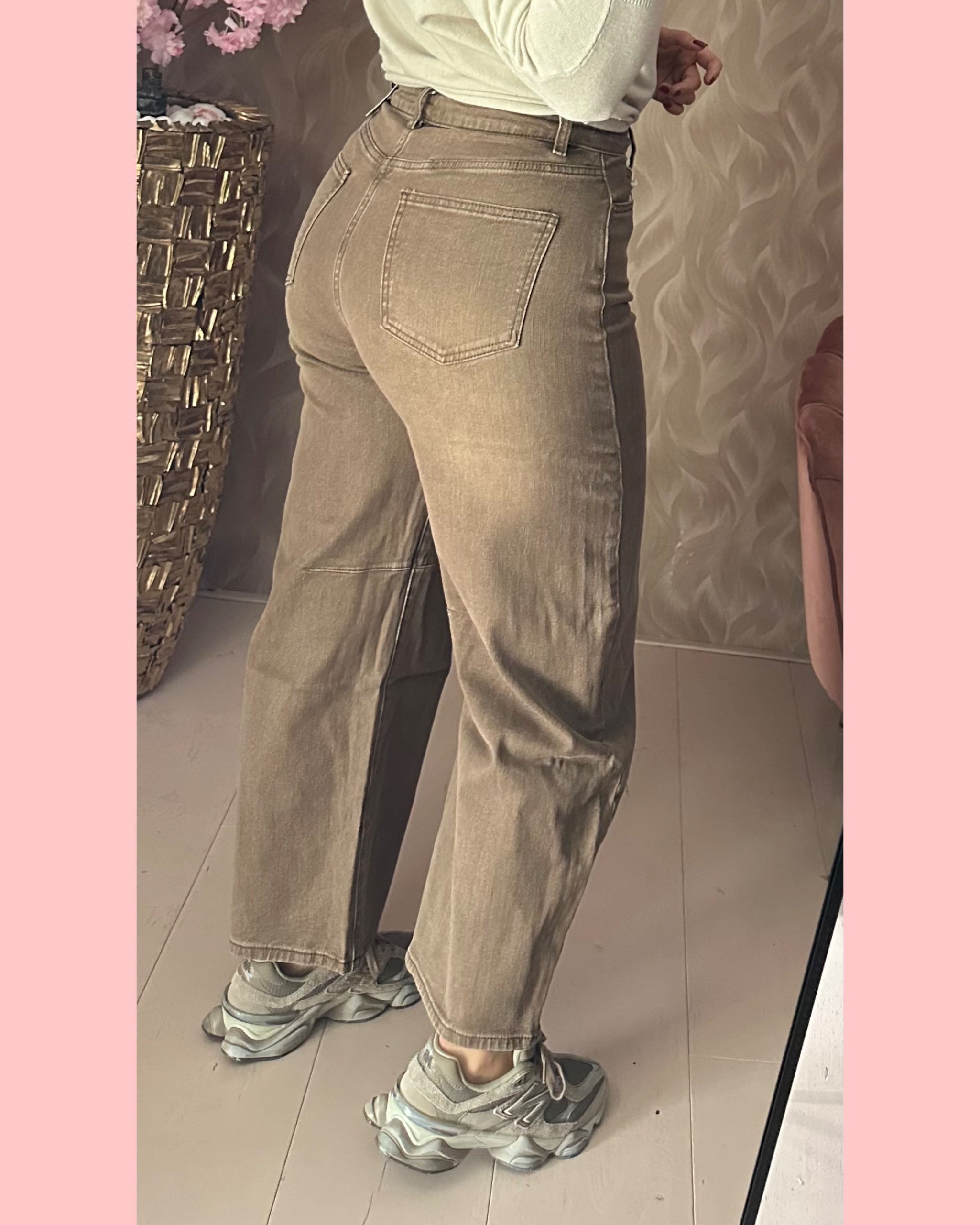 BALLON JEANS BROWN 🤎 𝐀𝐀𝐍𝐁𝐈𝐄𝐃𝐈𝐍𝐆