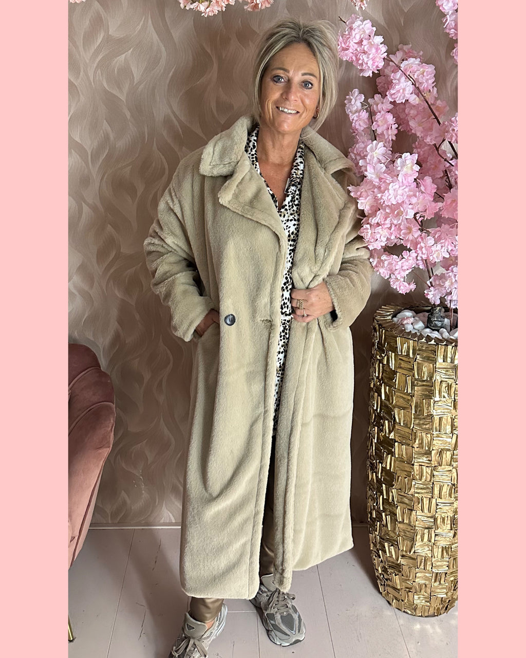 FAUX FUR MANTEL BEIGE