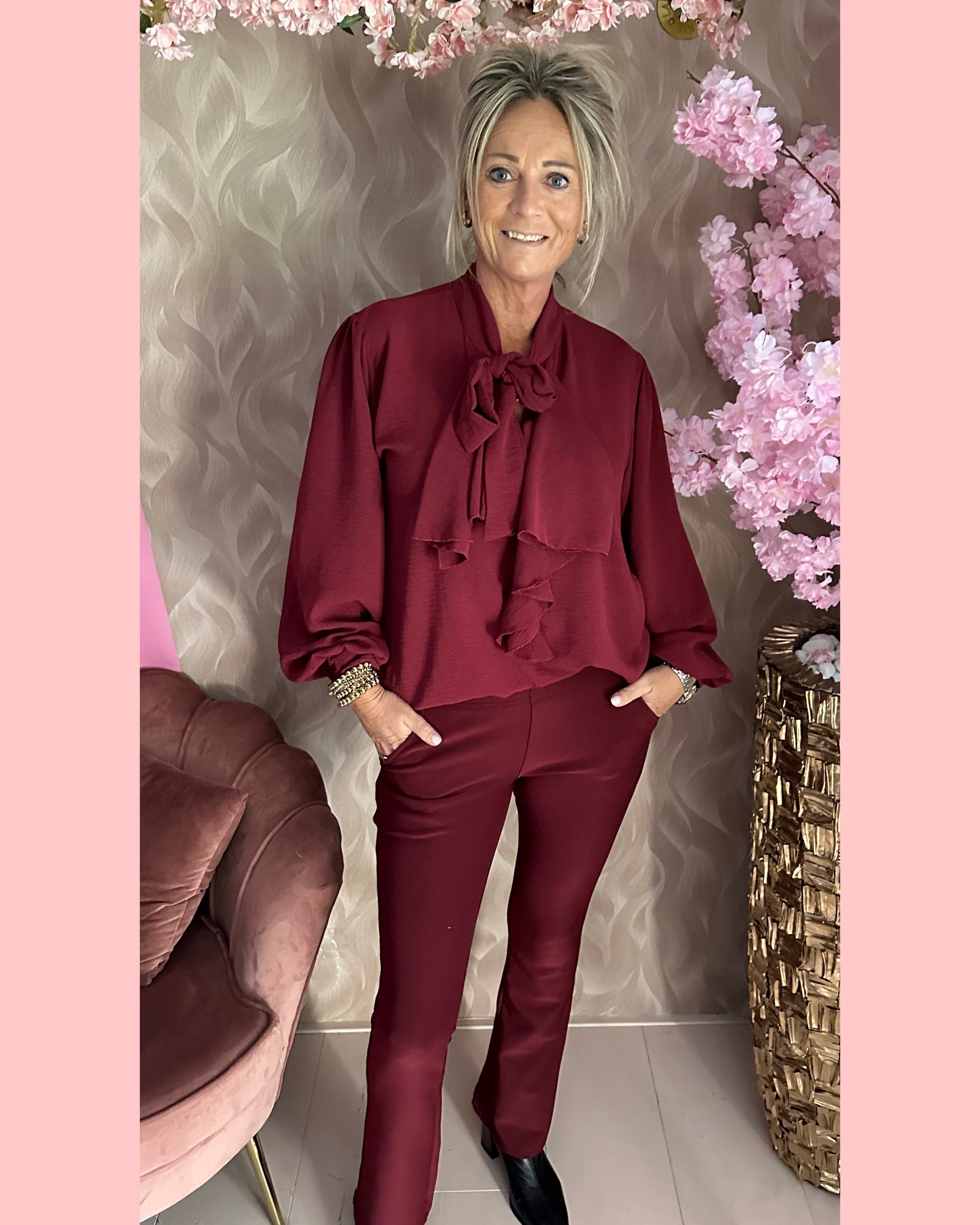 ROES & STRIK BLOUSE BORDEAUX • 𝐀𝐀𝐍𝐁𝐈𝐄𝐃𝐈𝐍𝐆