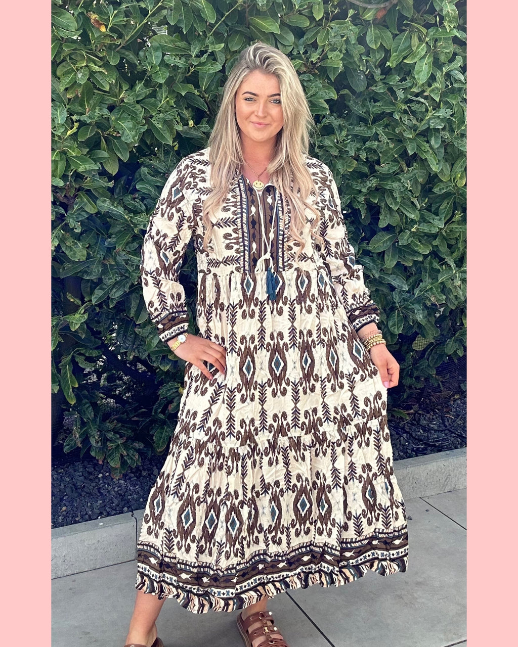 COTTON DRESS •• BRUIN •• AANBIEDING